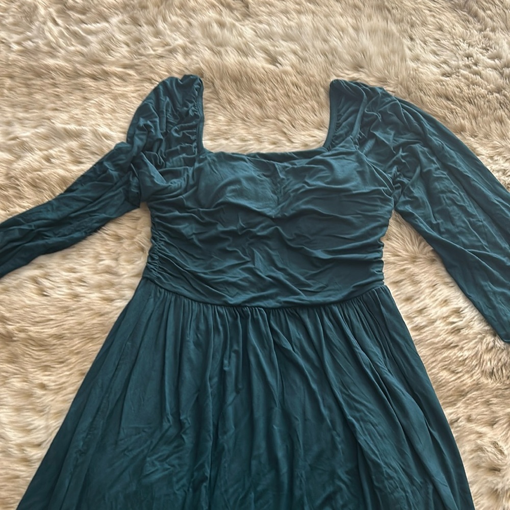 Long sleeve midi dress